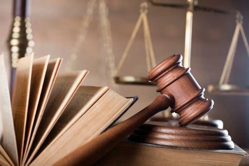 courtroom-items